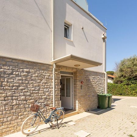 Apartment Sky By Seeadria Agency Novigrad Istria エクステリア 写真