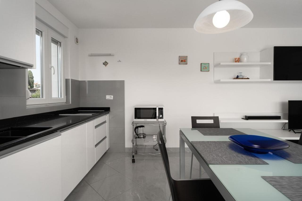 Apartment Sky By Seeadria Agency Novigrad Istria エクステリア 写真