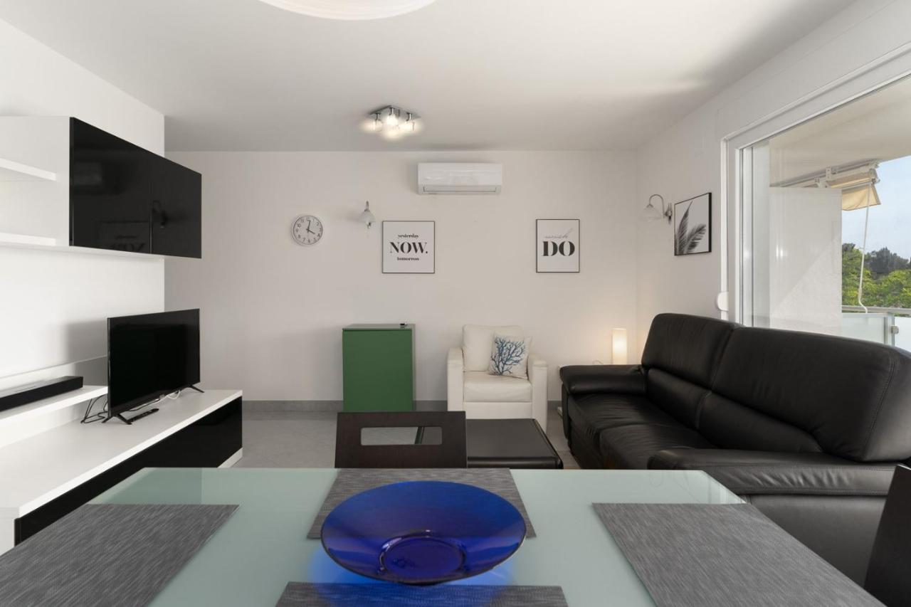 Apartment Sky By Seeadria Agency Novigrad Istria エクステリア 写真