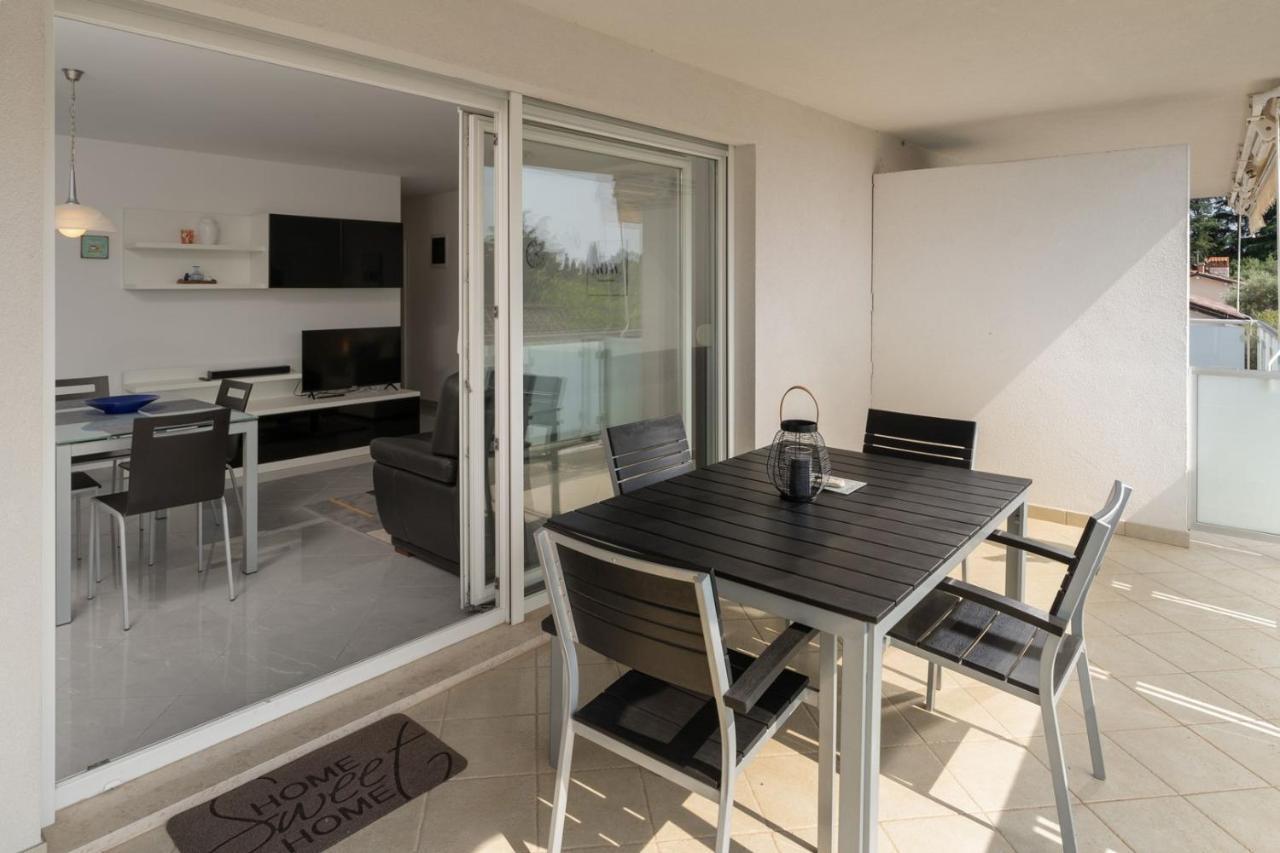 Apartment Sky By Seeadria Agency Novigrad Istria エクステリア 写真